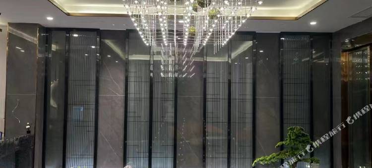 曼舟轻奢酒店(开江步行街店)图片