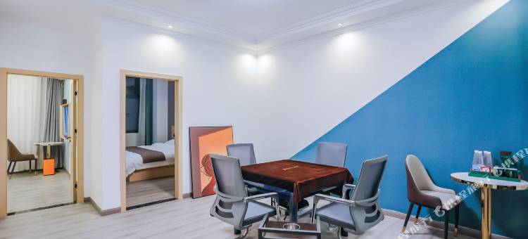 芳华•智能酒店(会理古城新时代广场店)图片