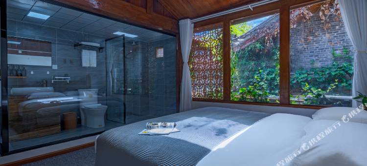 世外·唐卡主题客栈(束河古镇店)图片