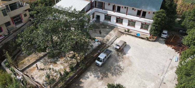 黄果树溪涧鸿盛民宿图片