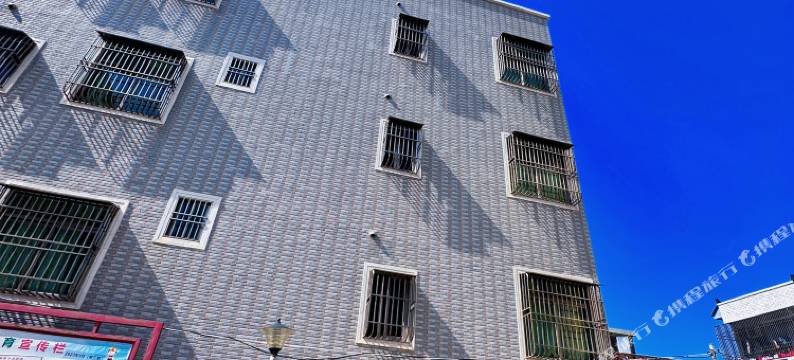 汕尾黄家小宿图片