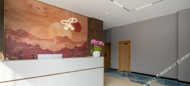 胜维尼精品酒店(昆明长水国际机场店)图片