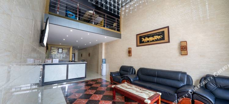 香澜水岸酒店(乐山高铁站世豪广场店)图片