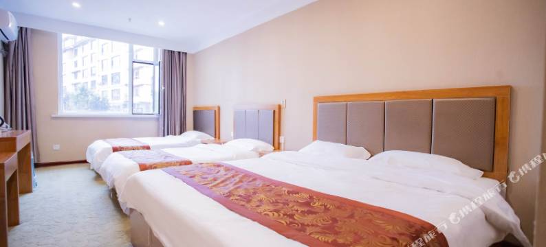 茗阳·宿温Suenn商务度假宾馆(长白山美人松雕塑公园店)图片