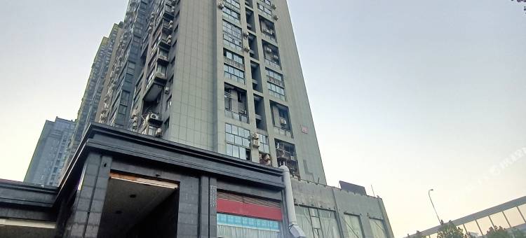 武汉悠米电竞民宿(湖北工业大学店)图片