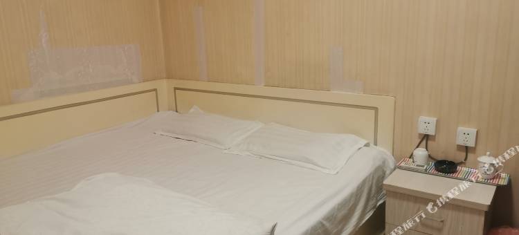 阜新兰花草商务旅馆图片