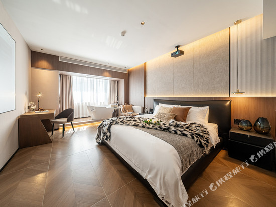 朗梵·臻品酒店(湖里万达广场店)