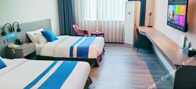 如家睿柏·云酒店(金湖苏宁易购广场店)图片