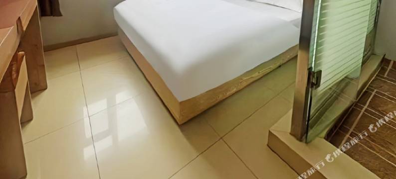 宜家园酒店(万达影院店)图片