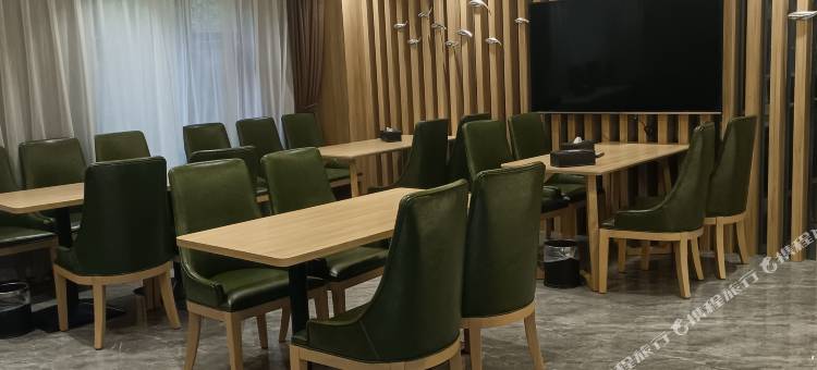 蓝湾智能酒店(万达广场店)图片