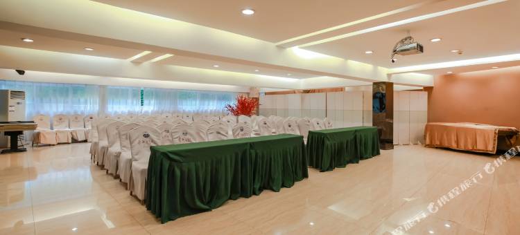 禧乐汇酒店(贵阳花溪公园学士路地铁站店)图片
