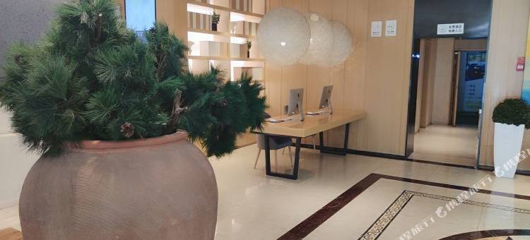 鑫季酒店(乌鲁木齐中山路南门地铁站店)图片