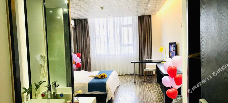 景利来艺术酒店(南宁西乡塘客运站地铁站店)图片