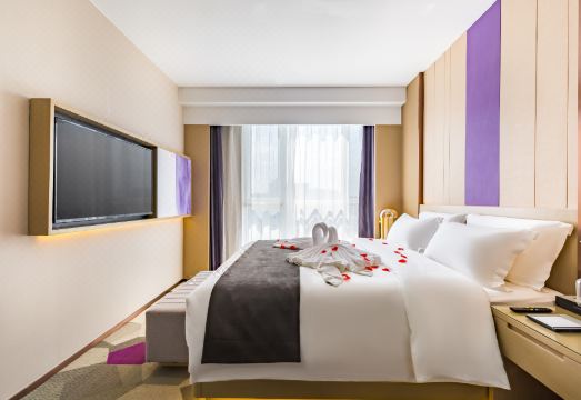 Lavande Hotel (Hohhot and Lingeer New Area Branch) Hotel Overview