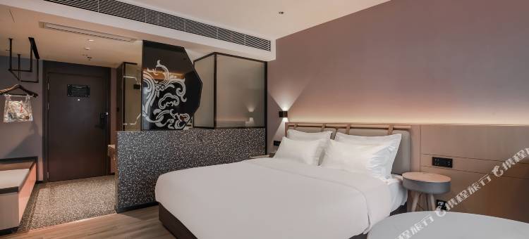 ZMAX满兮酒店(贵阳世纪城购物中心店)图片