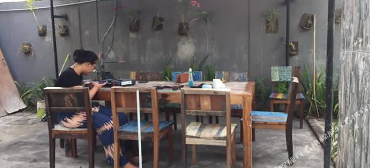 瓦余2号民宿(Wahyu Homestay 2)图片