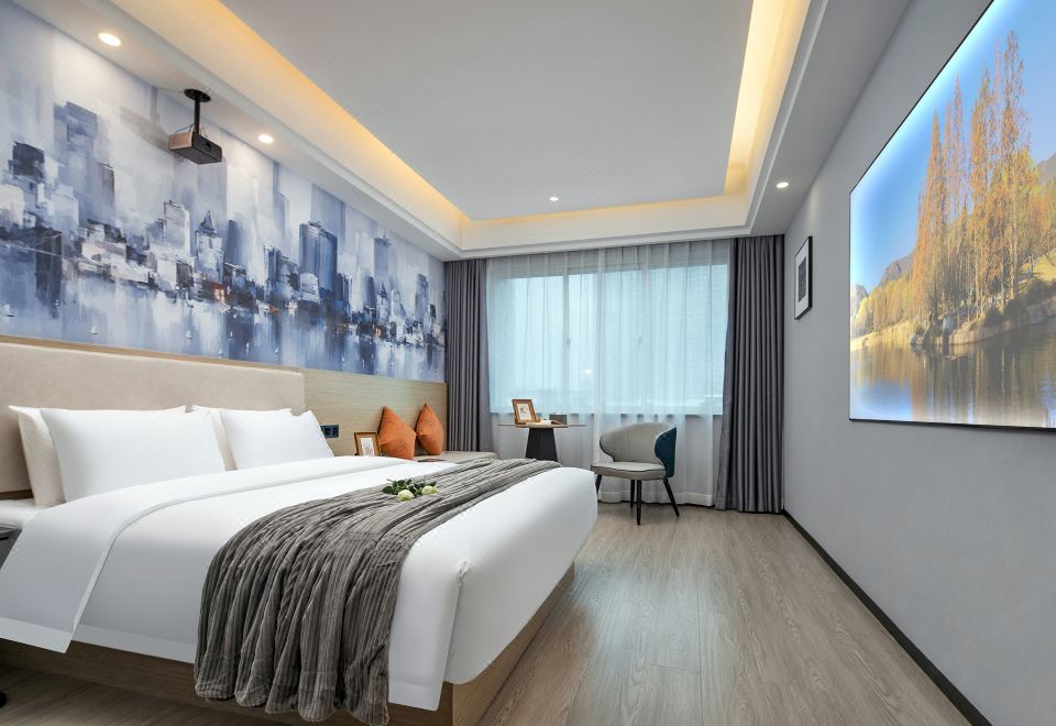  Hotel Overview