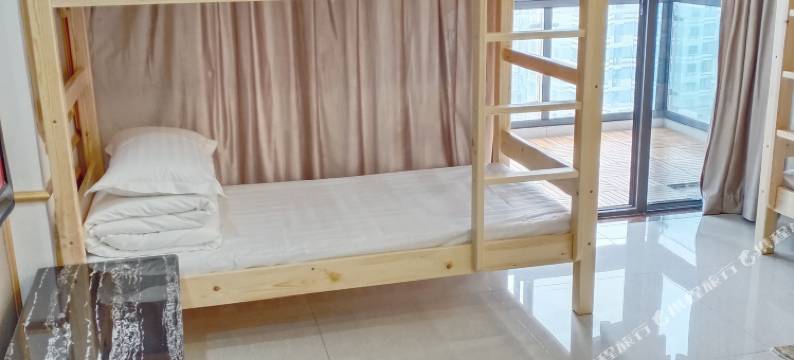 武汉遇见·青年旅舍(江汉路步行街店)图片