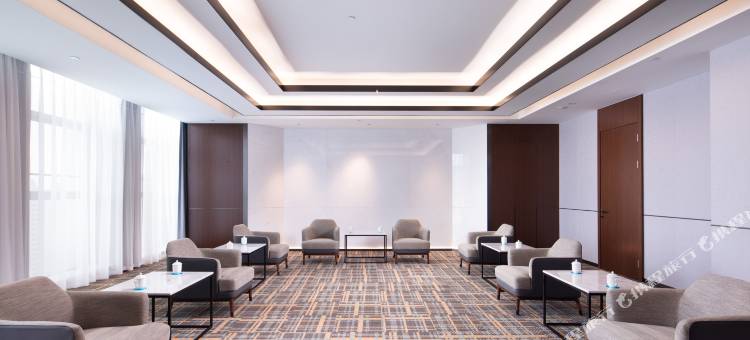 乌鲁木齐会展中心希尔顿欢朋酒店图片