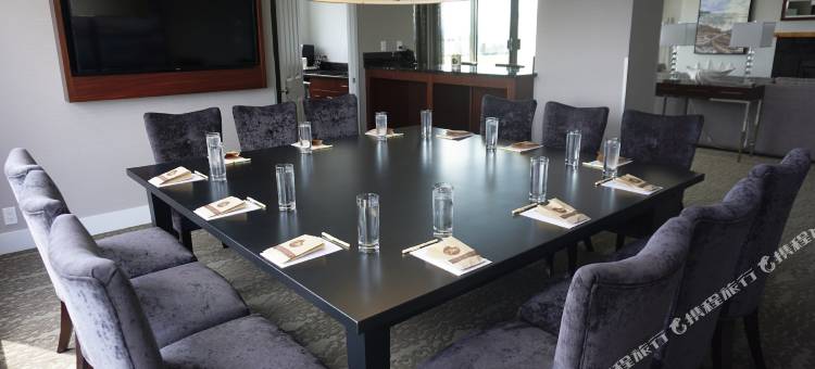 维多利亚希尔顿逸林套房酒店(DoubleTree by Hilton Hotel & Suites Victoria)图片