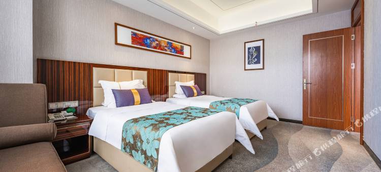 西宁宜采新丝路国际饭店(海湖新区万达广场店)图片