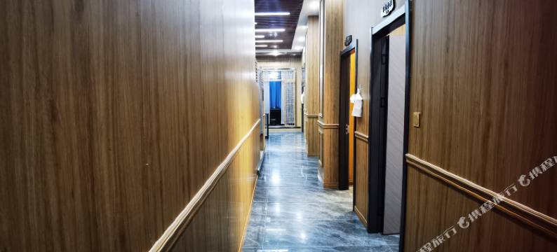 格尔木帝王宾馆图片