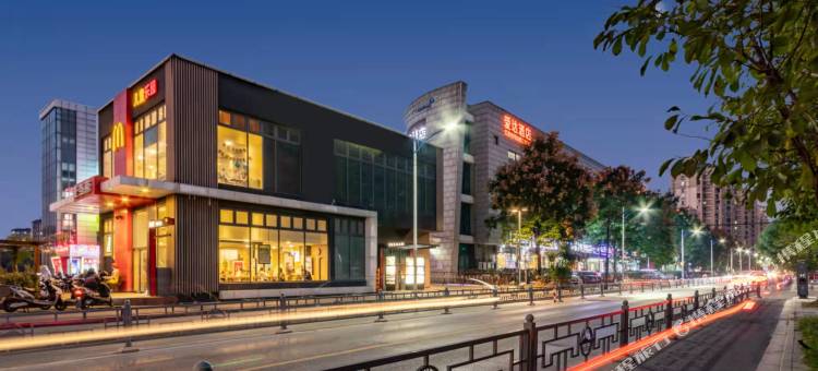 爱达商务酒店(苏州长江壹号科技大学店)图片