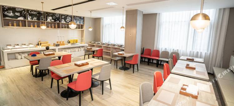 柏曼酒店(廉江大道鑫源国际广场店)图片