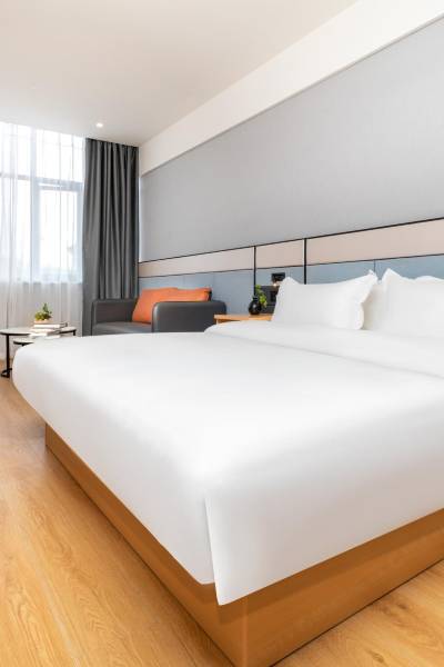 如家睿柏·云酒店(成都龙爪堰地铁站店)图片