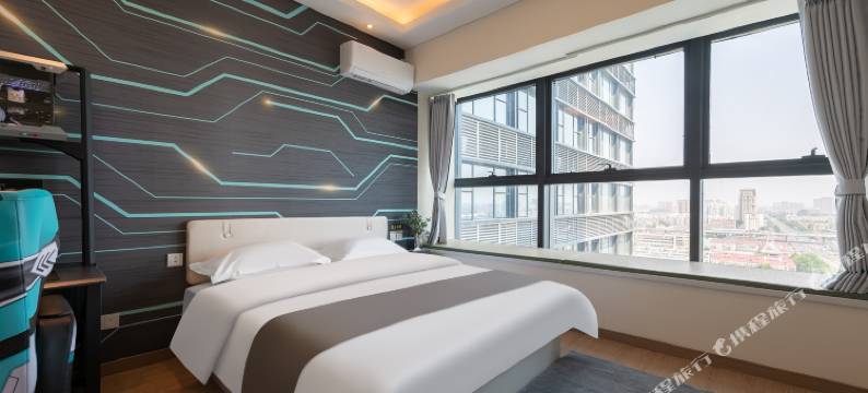 银座幸福里电竞电影酒店(济南火车站店)图片