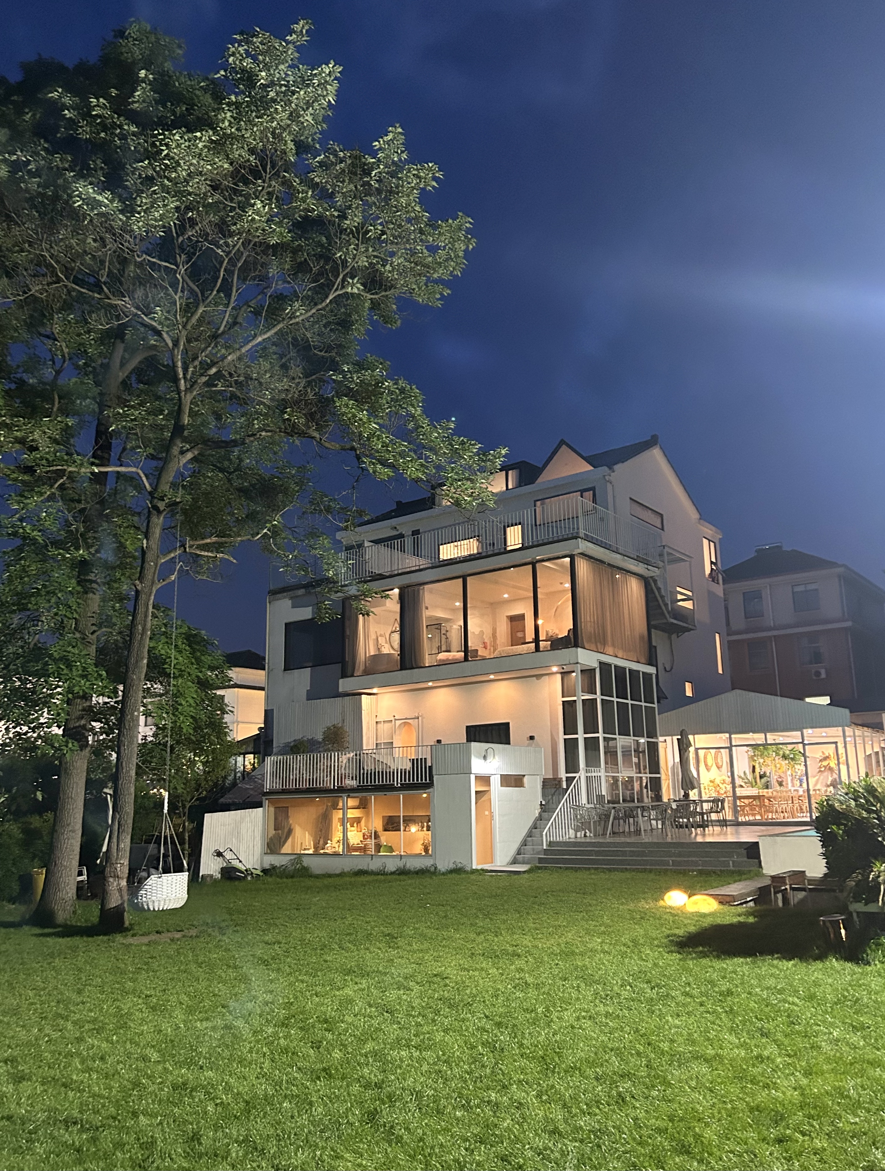 Jianshan Yishe Hostel Over view