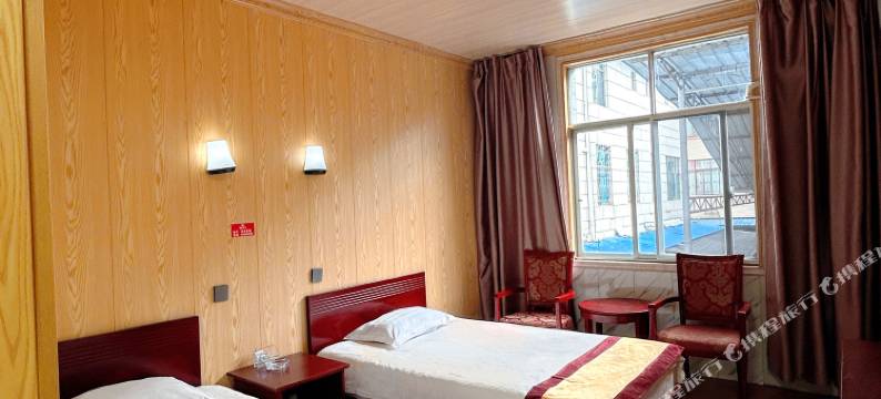 梅子镇友华宾馆图片