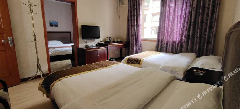 理县雍忠藏家客栈图片