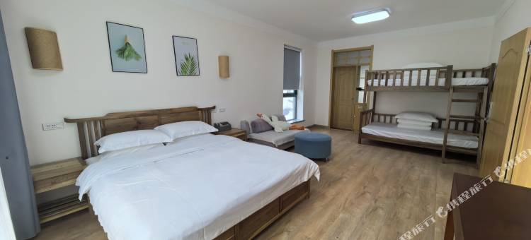 栾川播云山房民宿(铁路小镇店)图片