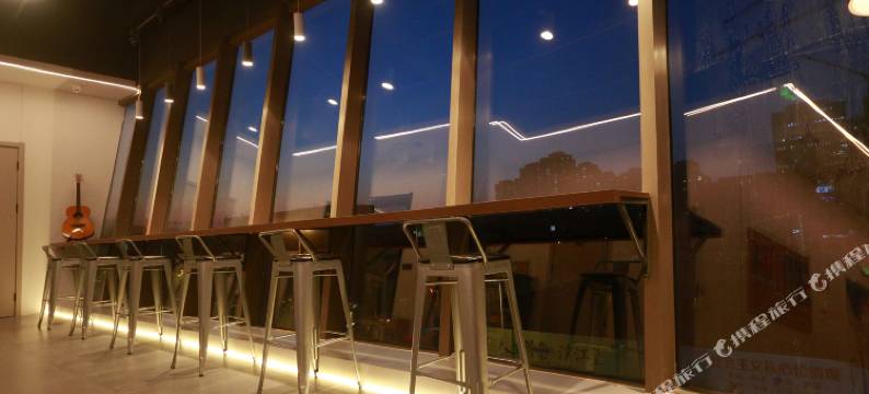 遇见一城青年旅舍(中央商务区南通大学店)图片