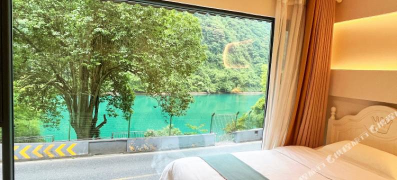 仙湖民宿(小东江景区店)图片