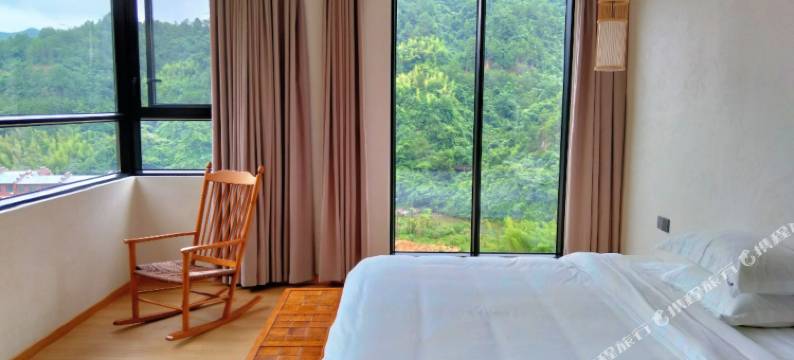 宜章•进入一座山•寻览一间房图片