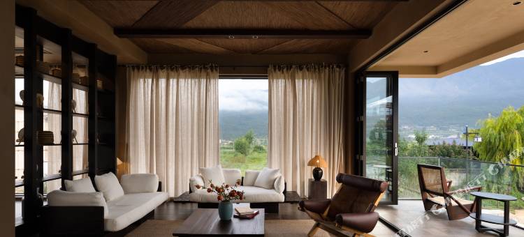 山屿邻·日照金山｜雪山全景野奢汤池度假Villa图片