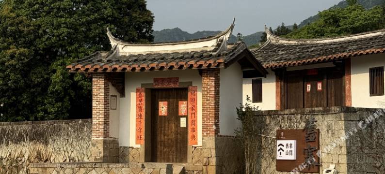 石頭會唱歌·舊寨山間民宿图片