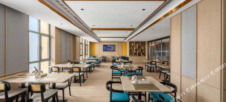 丽怡酒店(辉县市政府李时珍像店)图片