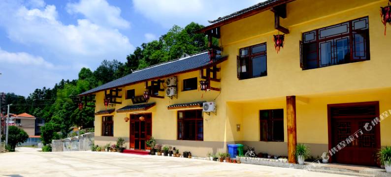韶山毛泽湘红运阁客栈(故居景区店)图片