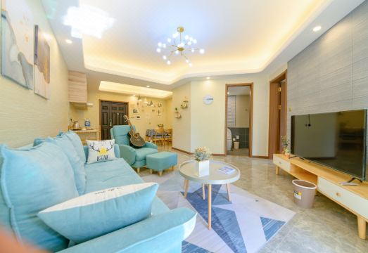 Youxi Resort Hotel (Fuxian Lake Cambrian Happy World) Hotel Overview