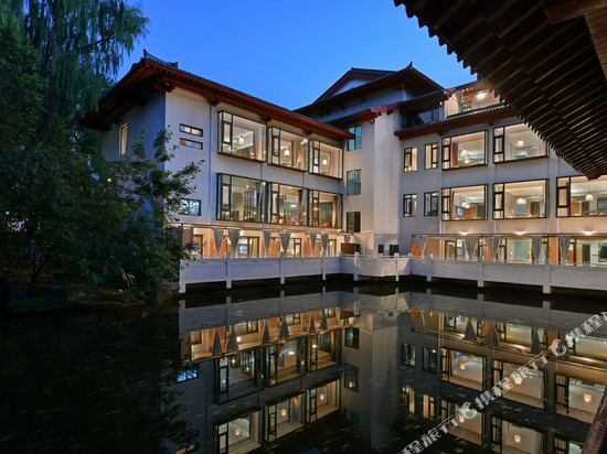 尚泉历舍第一泉文化酒店(趵突泉店)