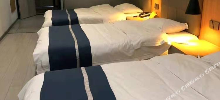 如家睿柏·云酒店(阜阳阜南街心公园店)图片