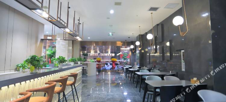 ZMAX满兮酒店(长春人民广场活力城店)图片