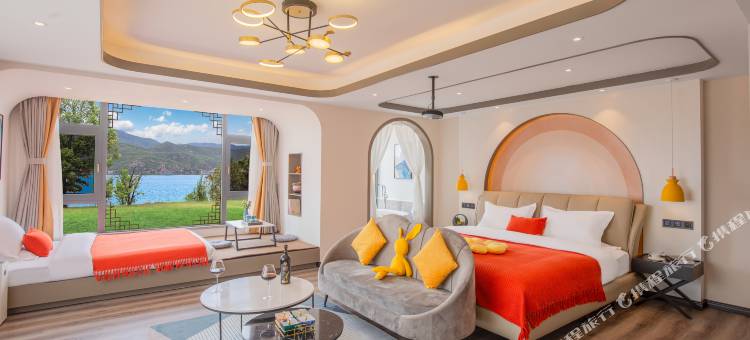 泸沽湖津云轻奢客栈图片