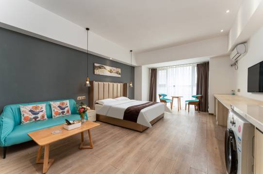 皓悦云享酒店(济南舜泰广场汉峪金谷店)