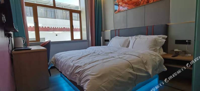 普兰景菲假日酒店图片