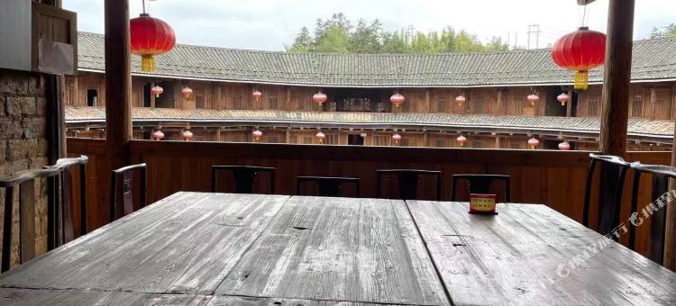 龙昌土楼民宿图片