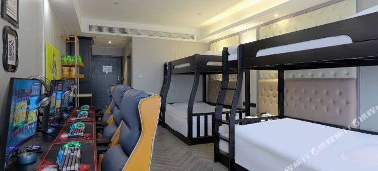 网鱼电竞酒店(苏州汽车南站团结桥地铁站店)图片